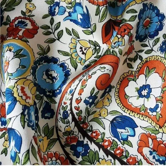 Beige Floral Mulberry Silk Neck Scarf
